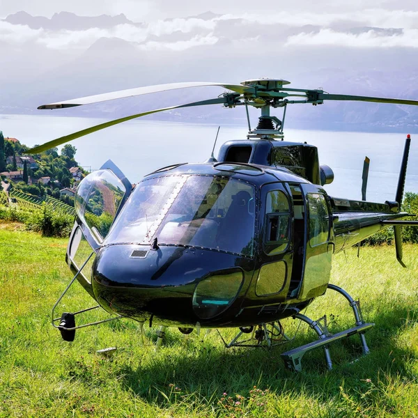 Helicóptero en Lavaux en Suiza —  Fotos de Stock