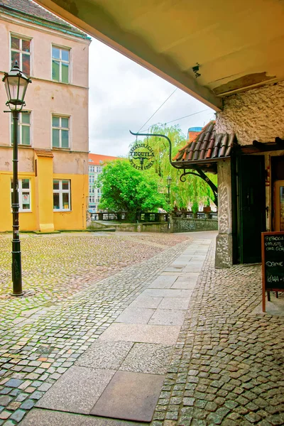 Galeria de rua na cidade velha em Wroclaw — Fotografia de Stock