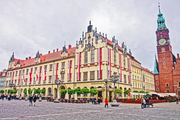 People at Two Halls Market Square Wroclaw — Stock Photo, Image