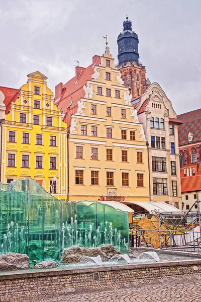 Fonte na Praça do Mercado em Wroclaw — Fotografia de Stock