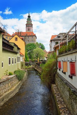 Cesky Krumlov devlet Castle Vltava Nehri'nin bend ile