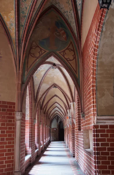 Interiér Pomořanská křižácký hrad Malbork v Polsku — Stock fotografie