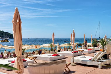 Sığınak ve plaj Dalmaçya kıyıları, Adriyatik Denizi Dubrovnik