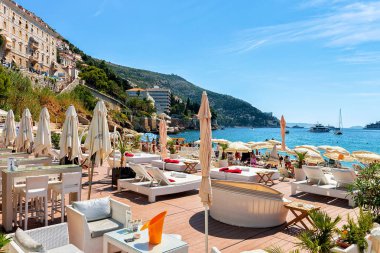 Sığınak ve plaj Dalmaçya kıyıları, Adriyatik Denizi Dobruca içinde