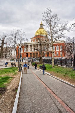 Massachusetts devlet Kütüphane Boston Common Park'ta insanlara
