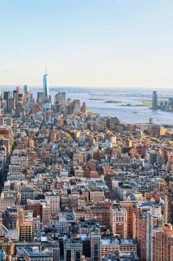 Şehir merkezinde ve aşağı Manhattan Ny manzarası üzerinde havadan görünümü