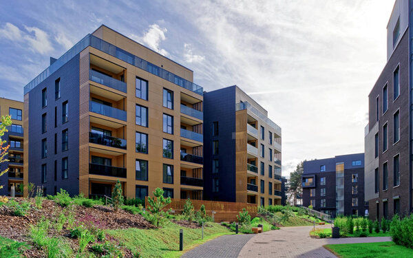 Современная архитектура жилого квартала
