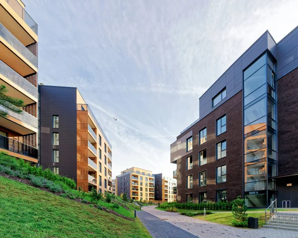 Modern architecture of residential buildings — Stock Photo, Image