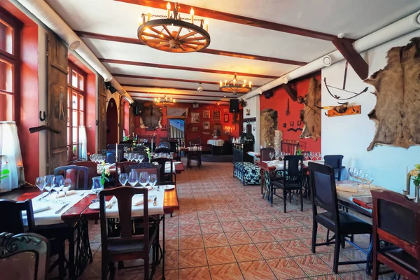 Wnętrze restauracji w starego miasta — Zdjęcie stockowe