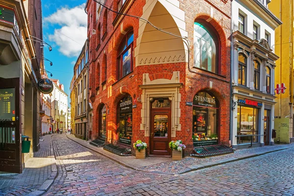 Escaparate en el centro histórico de Riga — Foto de Stock