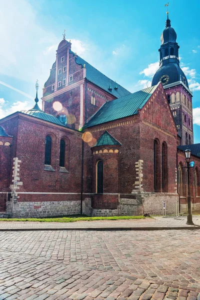 Riian katedraali Dome Squarella Riian vanhassa kaupungissa — kuvapankkivalokuva