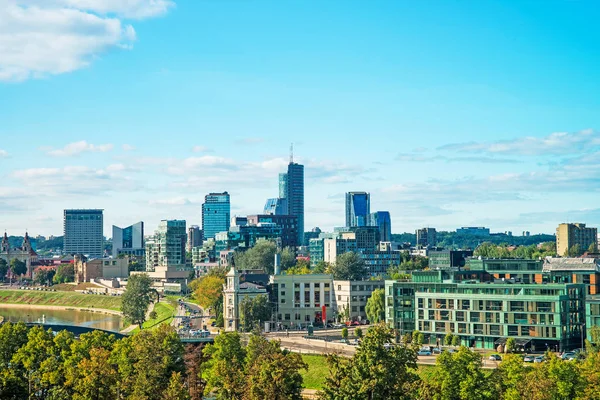 Distrito financeiro com arranha-céus em Vilnius — Fotografia de Stock