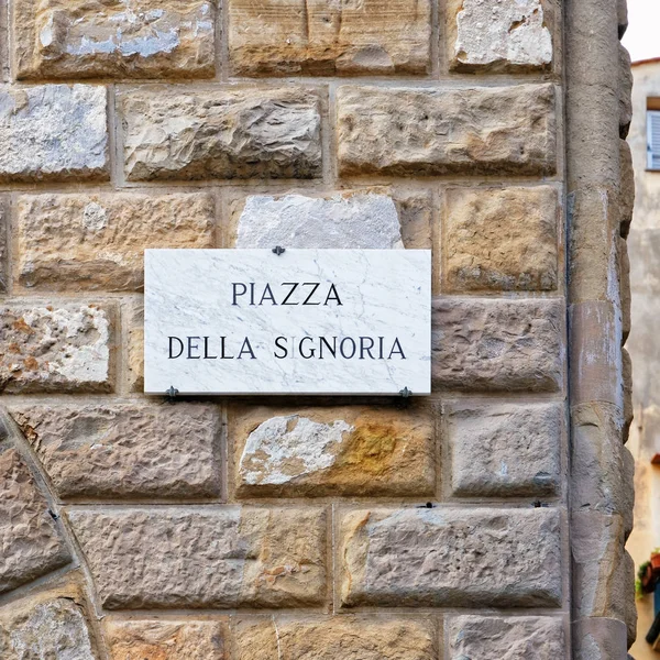 Piazza della Signoria cartello stradale su muro Firenze — Foto Stock