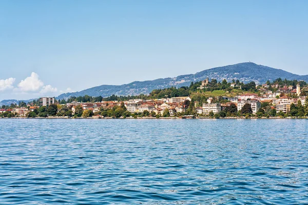 Panorama della città di Montreux sul lago di Ginevra — Foto Stock