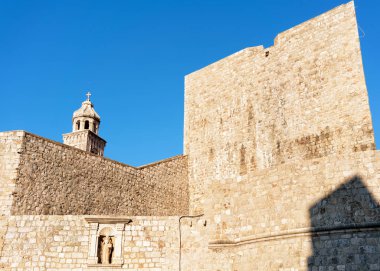 Eski City Dubrovnik Dominik Kilisesi'nin çan kulesi