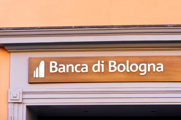 Είσοδος πλάκα στο Banca di Bologna — Φωτογραφία Αρχείου