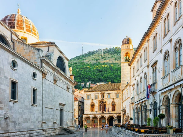 Gereja St Blaise dan Belfry di Jalan Stradun Dubrovnik — Stok Foto