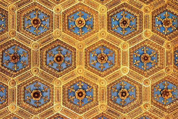 Palazzo Vecchio decoração do teto em Florença — Fotografia de Stock