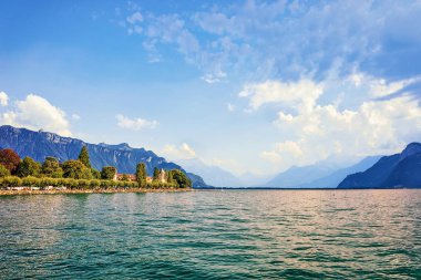 Cenevre Gölü Vevey İsviçre Riviera'sında çıkabilir