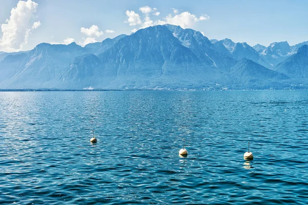 Pohoří Alp a Ženevské jezero Montreux Swiss — Stock fotografie