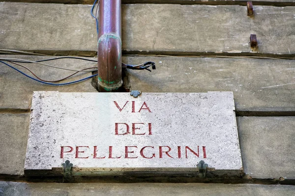 Via dei Pellegrini Señal de la calle de la pared Siena — Foto de Stock