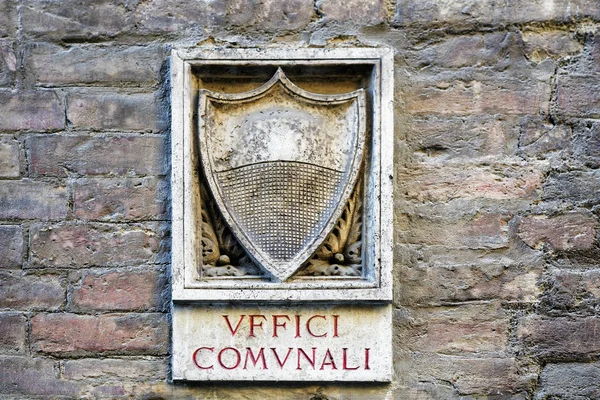 Uffici Comunali Señal de la calle de la pared Siena — Foto de Stock