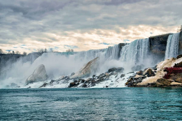 Cascate del Niagara American early spring time — Foto Stock
