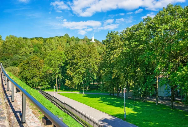 Vilnius Baltık Hill'de üç haçlar Anıtı