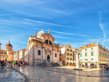 St Blaise kilise ve insanlar Stradun Dobruca kare