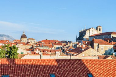 Dubrovnik şehir eski kırmızı kiremit ile Panorama