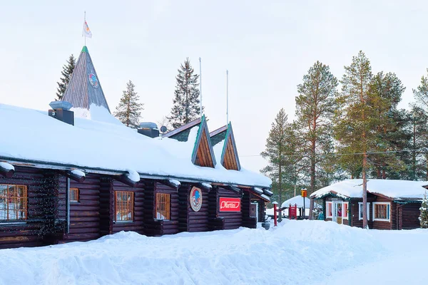 Santa Claus pošta Santa vesnice při západu slunce venkovní — Stock fotografie