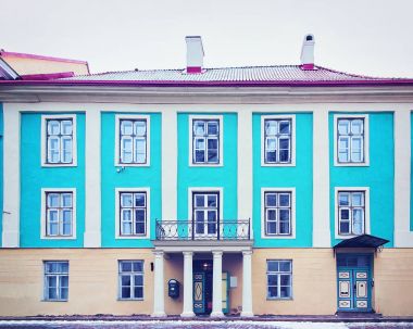 Postane binası eski Tallinn şehir içinde