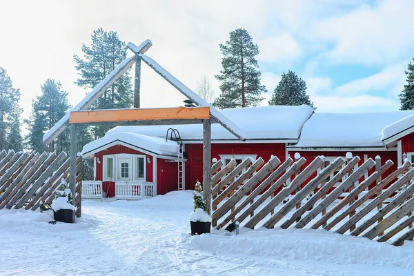 Dům v zimě sobí farmy ve Finsku Laponska Rovaniemi — Stock fotografie
