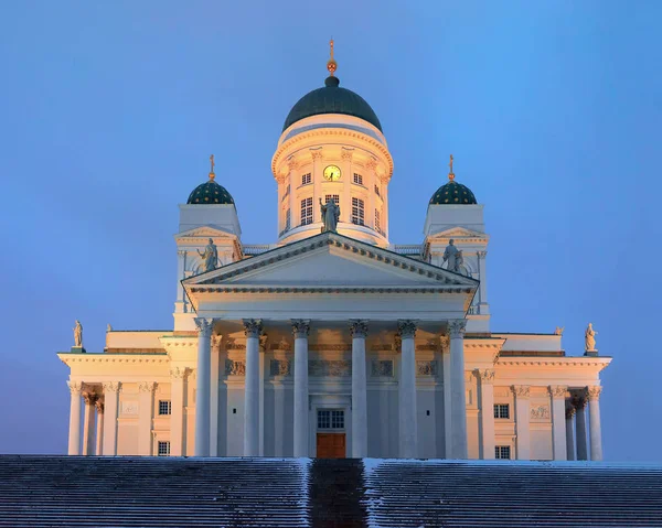 Helsinki katedrális, a szenátus tér este — Stock Fotó