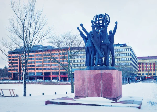 헬싱키에서 세계 평화 동상 — 스톡 사진