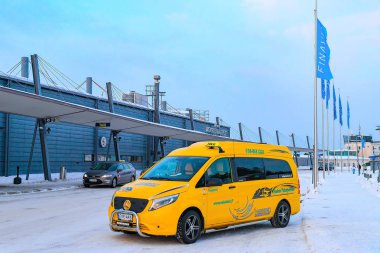 Rovaniemi Havalimanı kış taksi araba