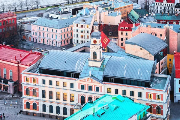 Riga Rathaus und Platz — Stockfoto