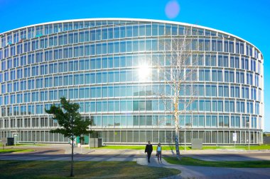 Modern ticari mimari modern cam ve metal forum gökdelen Vilnius