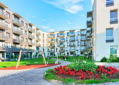 Saksı ile yeni apartmanlar