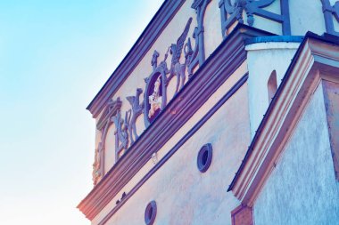 Şafak eski şehir Vilnius içine antik kapı detay