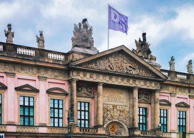 Müze Adası Berlin'de Alman Tarihi Müzesi