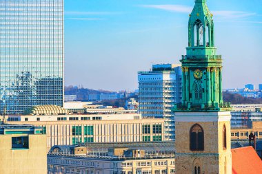 Cityscape Aziz Marienkirche Kilisesi de Berlin ile