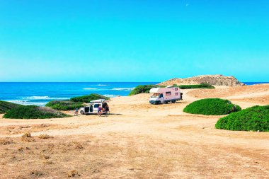 Araba ve karavan Capo Pecora Akdeniz Sardunya