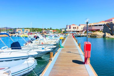 Bağlantı noktası ile Yatlar Villasimius Cagliari Güney Sardinya