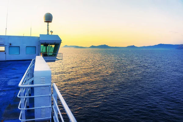 Sunrise at Mediterranian sea in Palermo seen from ferry — Stock Photo, Image