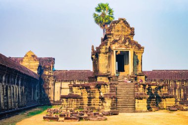 Angkor Wat Tapınağı Siem Reap içinde karmaşık