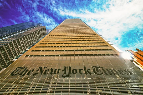 New York Times daily newspaper skyscraper in Midtown Manhattan États-Unis — Photo