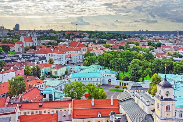 Flygfoto med presidentpalatset i Vilnius — Stockfoto