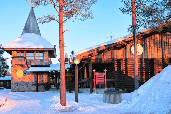 Santa Claus Hlavní pošta v Laponsku Scandinavia sunset — Stock fotografie