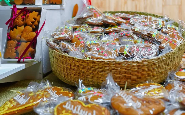 Pão de gengibre no mercado de Natal de Vilnius na Lituânia — Fotografia de Stock